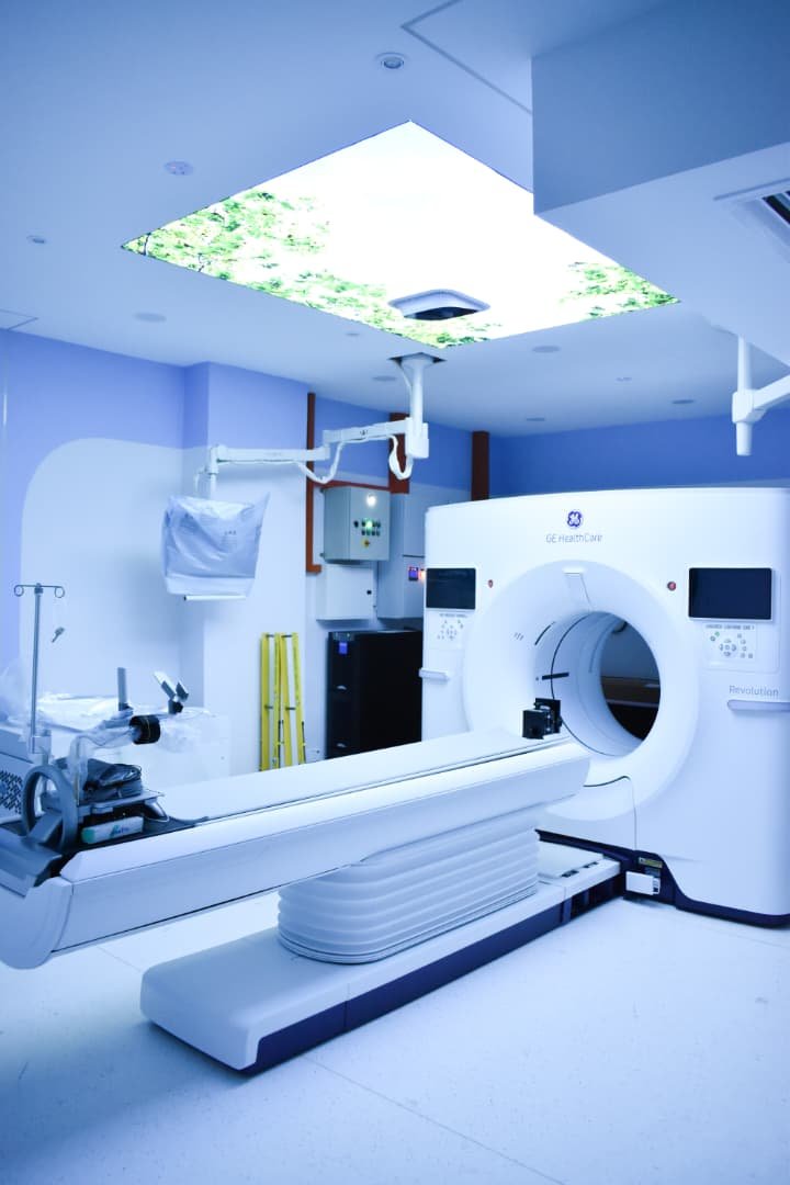 CT Scanner GE Revolution Vibe foto 2